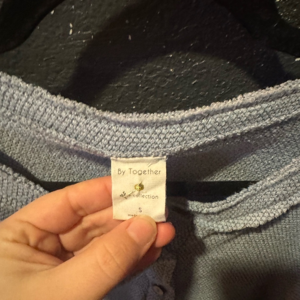 By Together Light Blue Button-Up Cropped Sweatshirt Size Small - Picture 2 of 4